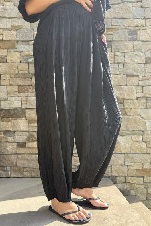 Cyril Crinkle Balloon Pant Black